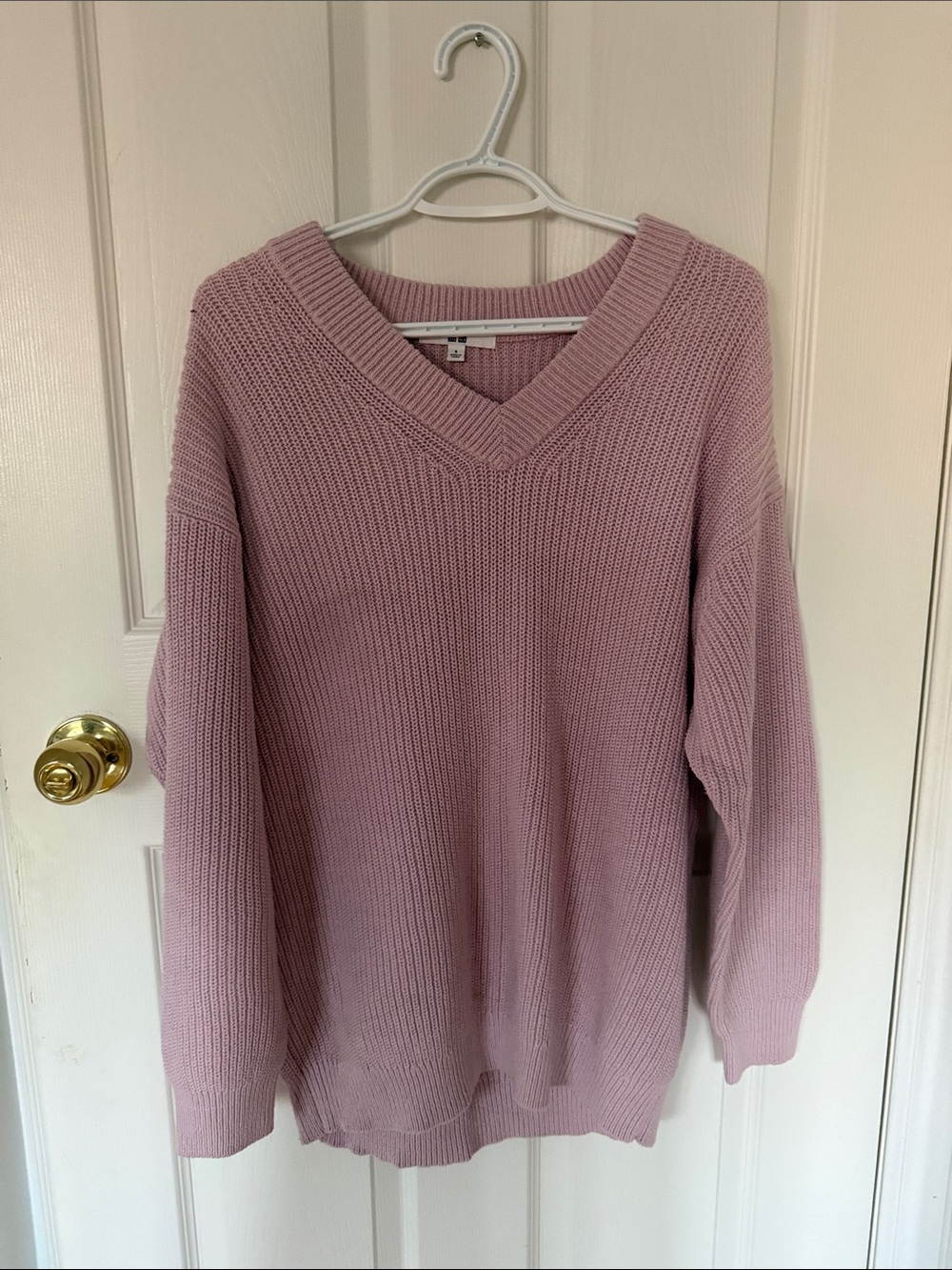 Uniqlo Light Pink Knit Sweater